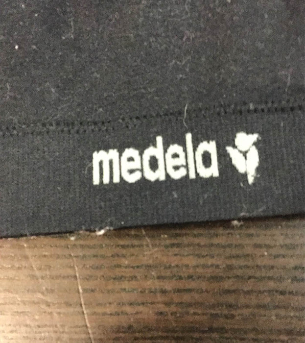 secondhand Medela Easy Expression Hands Free Pumping Bra Bustier