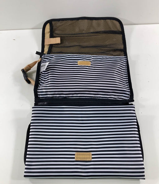 Shop Skip Hop Soho Crossbody Diaper Bag Clutch at Goodbuygears