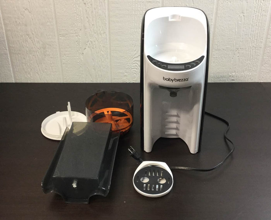 Shop Baby Brezza Formula Pro Advanced Baby Formula Dispenser, White at Goodbuygears