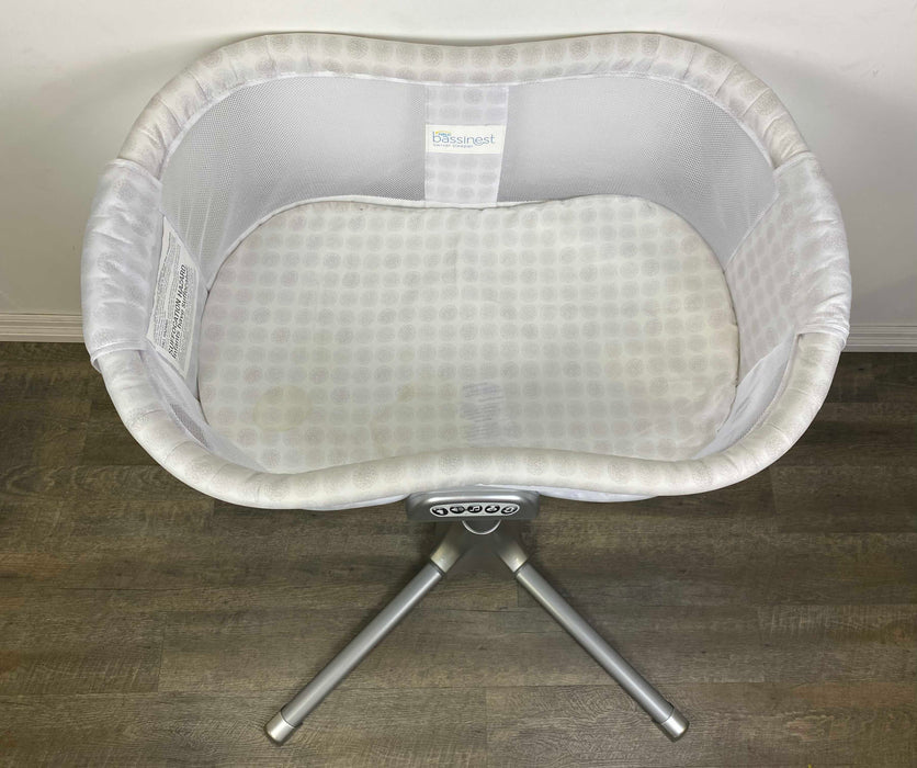 Shop Halo BassiNest Swivel Sleeper- Premiere Series at Goodbuygears