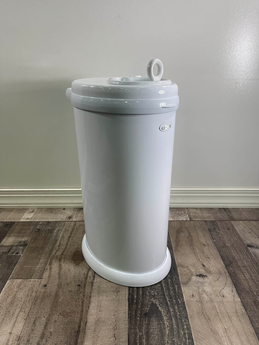 Shop Ubbi Diaper Pail, White at Goodbuygears