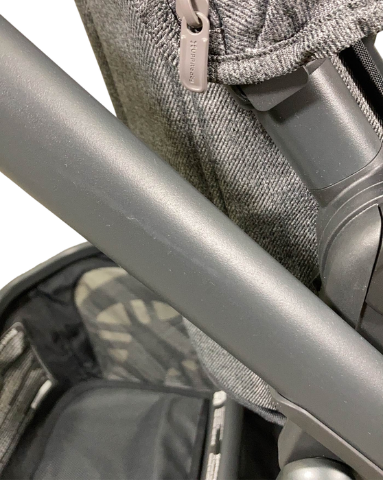 Shop UPPAbaby VISTA V2 Stroller, 2022, Greyson (Charcoal Melange) at Goodbuygears