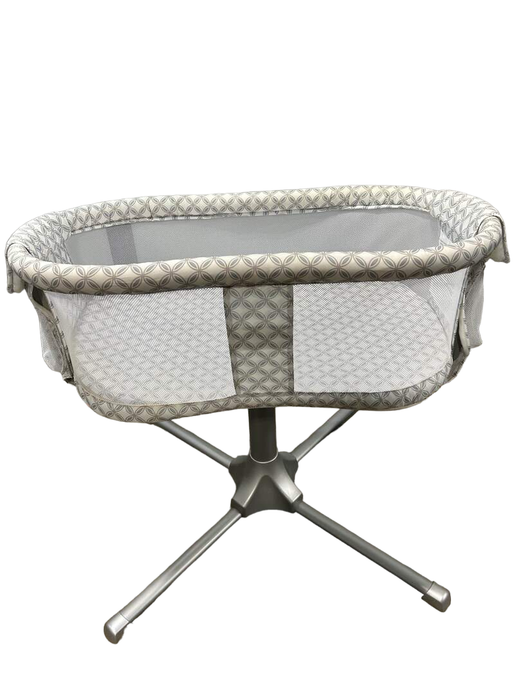 Shop Halo BassiNest Swivel Sleeper Premiere Series at Goodbuygears