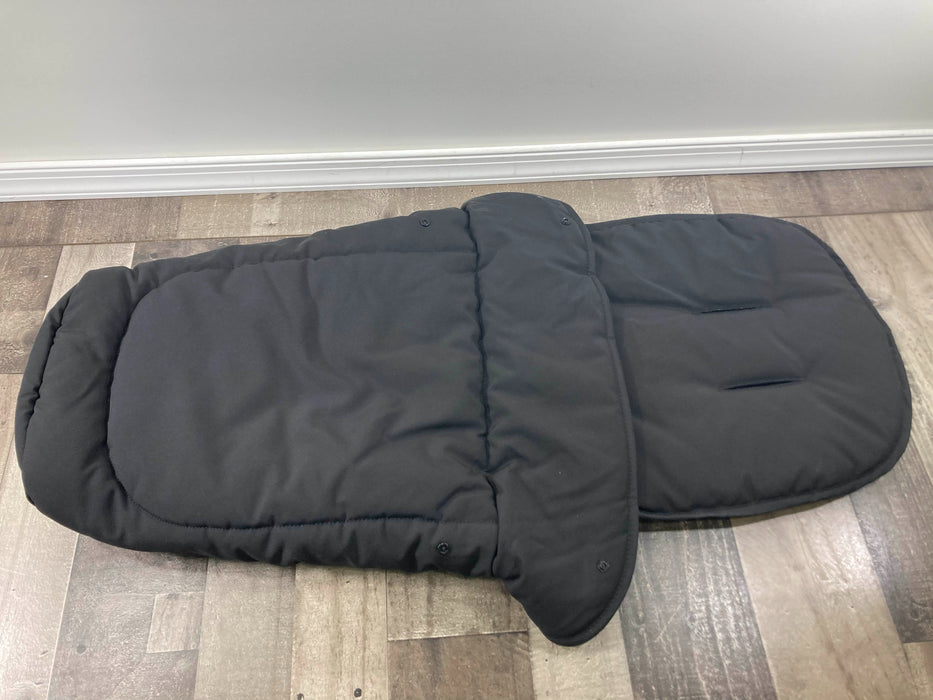 Shop Mockingbird Footmuff at Goodbuygears