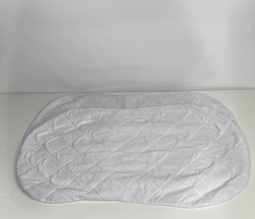 used iLuvBamboo Waterproof Bassinet Cover