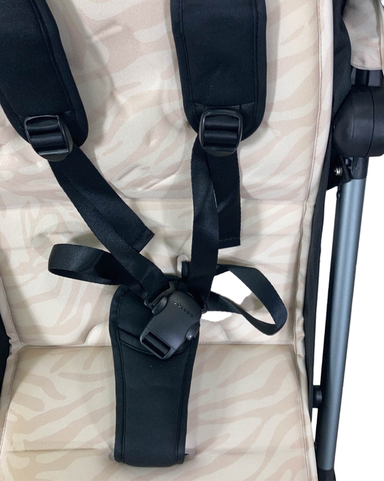 Shop Colugo Compact Stroller, 2022, Dune Zebra at Goodbuygears