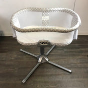 used Halo BassiNest Swivel Sleeper- Premiere Series