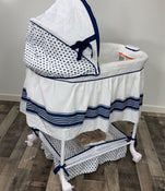 Shop Delta Children Smooth Glide Bedside Bassinet, With Fitted Sheet at Goodbuygears