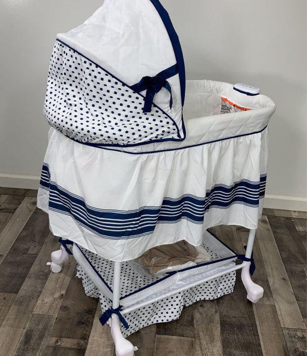 Shop Delta Children Smooth Glide Bedside Bassinet, With Fitted Sheet at Goodbuygears