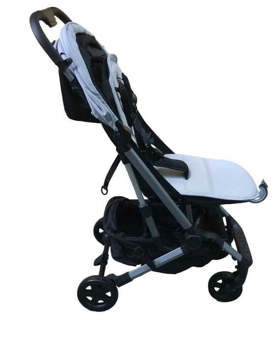 Shop Colugo Compact Stroller, 2023, Cool Grey at Goodbuygears