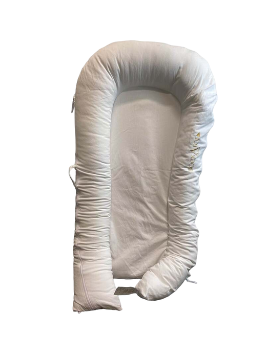 Shop DockATot Grand Dock, Pristine White at Goodbuygears
