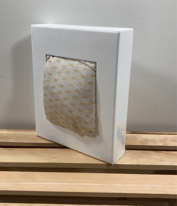 Shop Solly Baby Wrap, Honey Dash at Goodbuygears