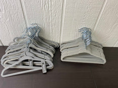 used BUNDLE Kid's Clothes Hangers