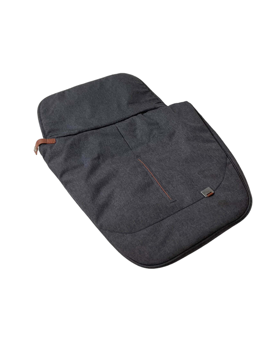 Shop Silver Cross Bassinet Bib at Goodbuygears