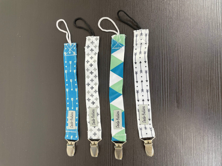 secondhand BUNDLE Pacifier Clips