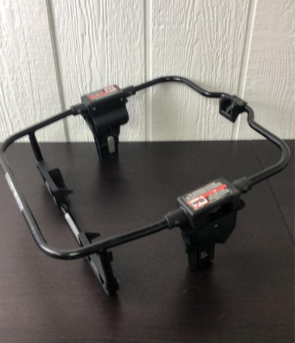 Shop Britax Universal Infant Car Seat Adapter at Goodbuygears