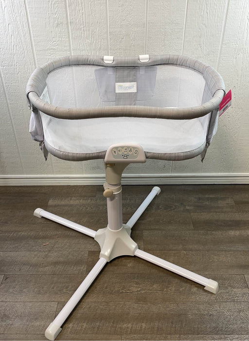 Shop Halo BassiNest Swivel Sleeper Luxe Plus Series at Goodbuygears