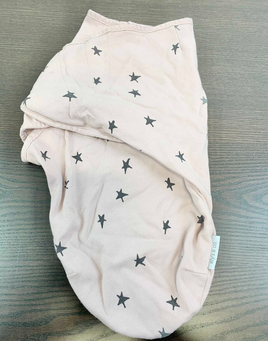 secondhand Ely’s & Co Adjustable Swaddle Blanket 2 Pack, 0-3 Months