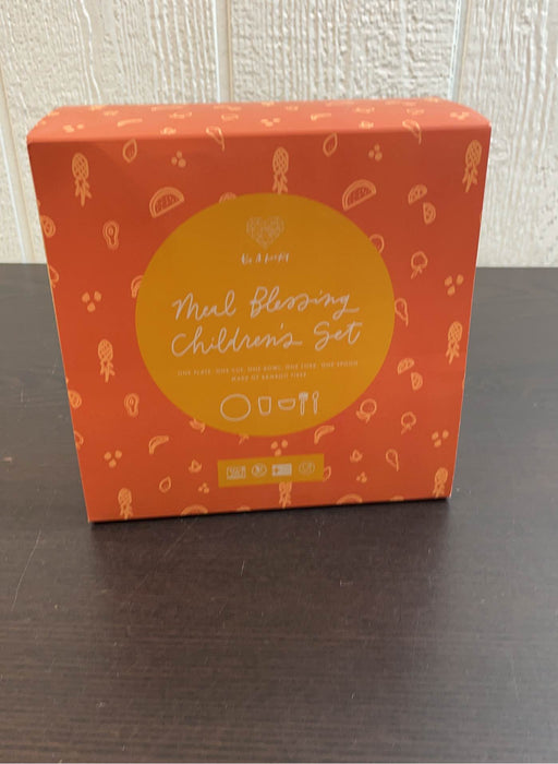 used Be A Heart Children’s Tableware Set