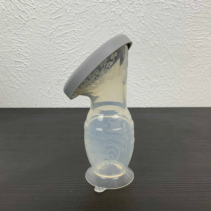 used BUNDLE Haakaa and Silicone Lid
