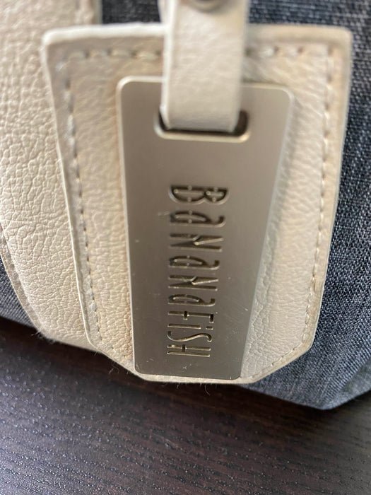 used Bananafish Charlotte Pump And Accessories Bag