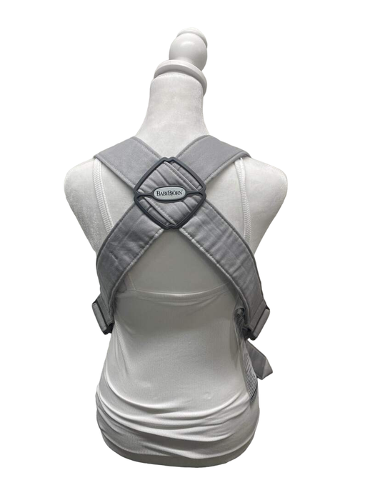 Shop BabyBjorn Baby Carrier Mini, Light Gray 3D Jersey at Goodbuygears