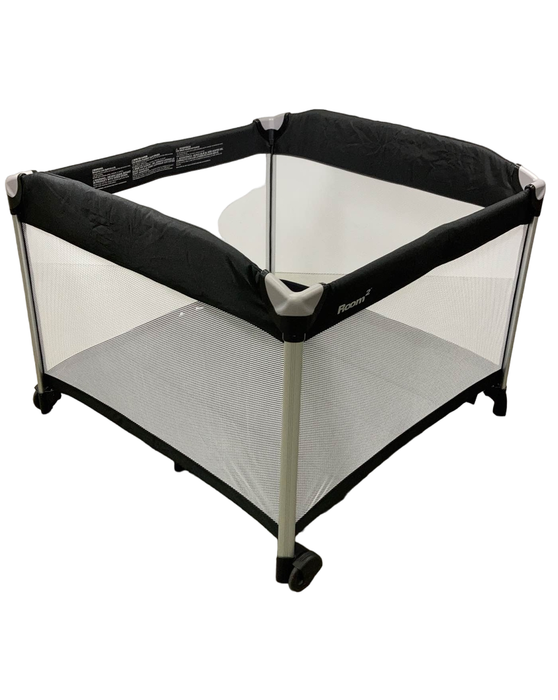 secondhand Joovy Room2 Playard, Black