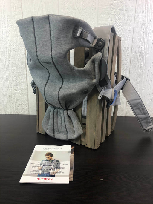 Shop BabyBjorn Baby Carrier Mini, Light Grey 3D Jersey at Goodbuygears