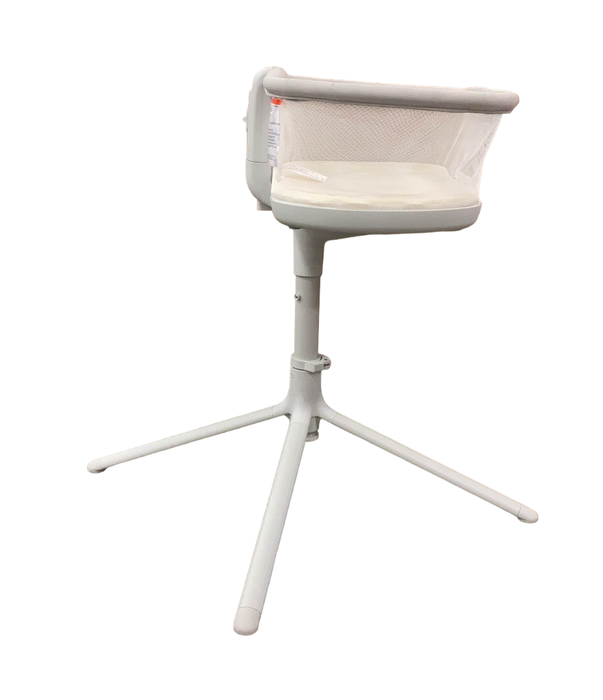 secondhand Halo Bassinest Swivel Sleeper 3.0, Grey