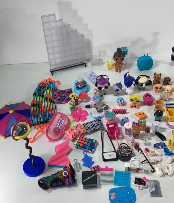 used BUNDLE LOL Surprise Dolls