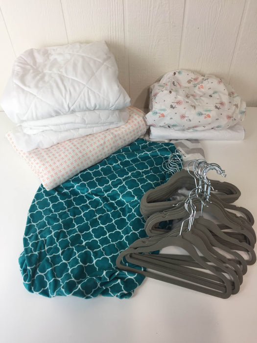 used BUNDLE Nursery Bedding