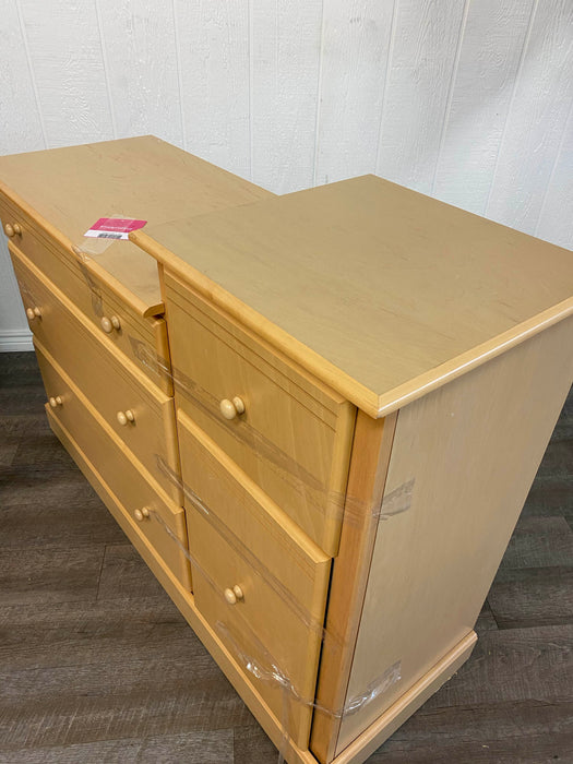 Delta Children 5 drawer Dresser