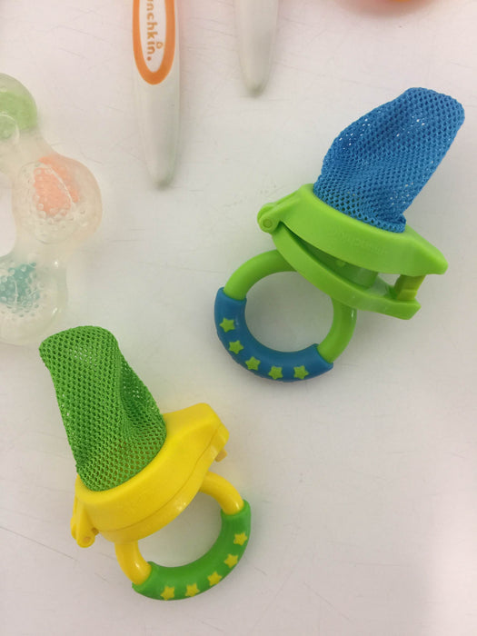 secondhand BUNDLE Feeding Gear