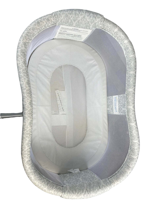 Shop Halo BassiNest Swivel Sleeper, Premiere Series at Goodbuygears