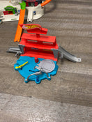 used Hot Wheels Super Ultimate Garage