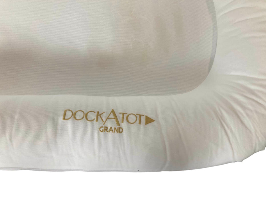 Shop DockATot Grand Dock, Pristine White at Goodbuygears