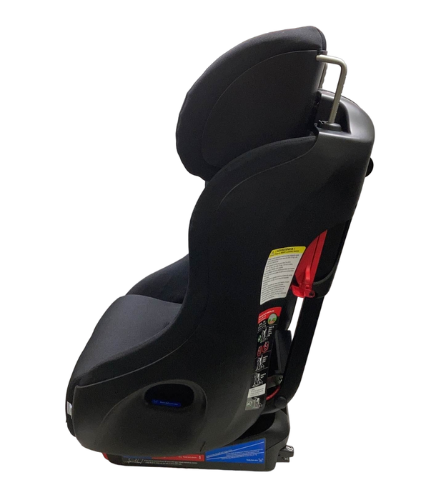 Shop Clek Foonf Convertible Car Seat, 2023, Pitch Black at Goodbuygears