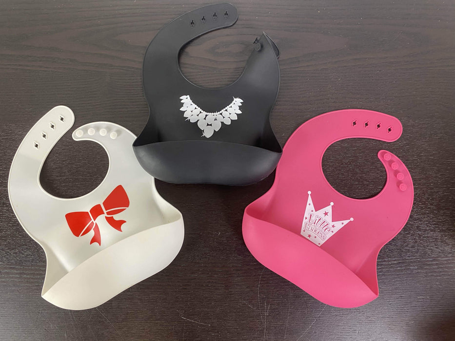 used BUNDLE Bibs