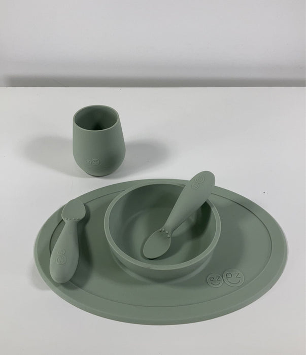 secondhand Feeding Accessories