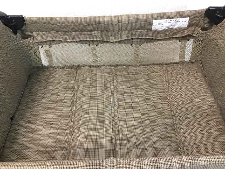 secondhand Eddie Bauer Complete Care Playard