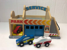 used Melissa & Doug Service Station Parking Garage