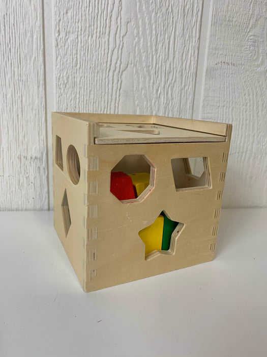 used Melissa & Doug Shape Sorter Cube