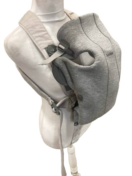 Shop BabyBjorn Baby Carrier Mini, Light Gray 3D Jersey at Goodbuygears