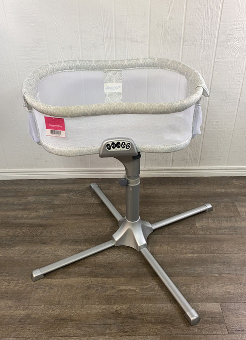 Shop Halo BassiNest Swivel Sleeper, Premiere Series at Goodbuygears