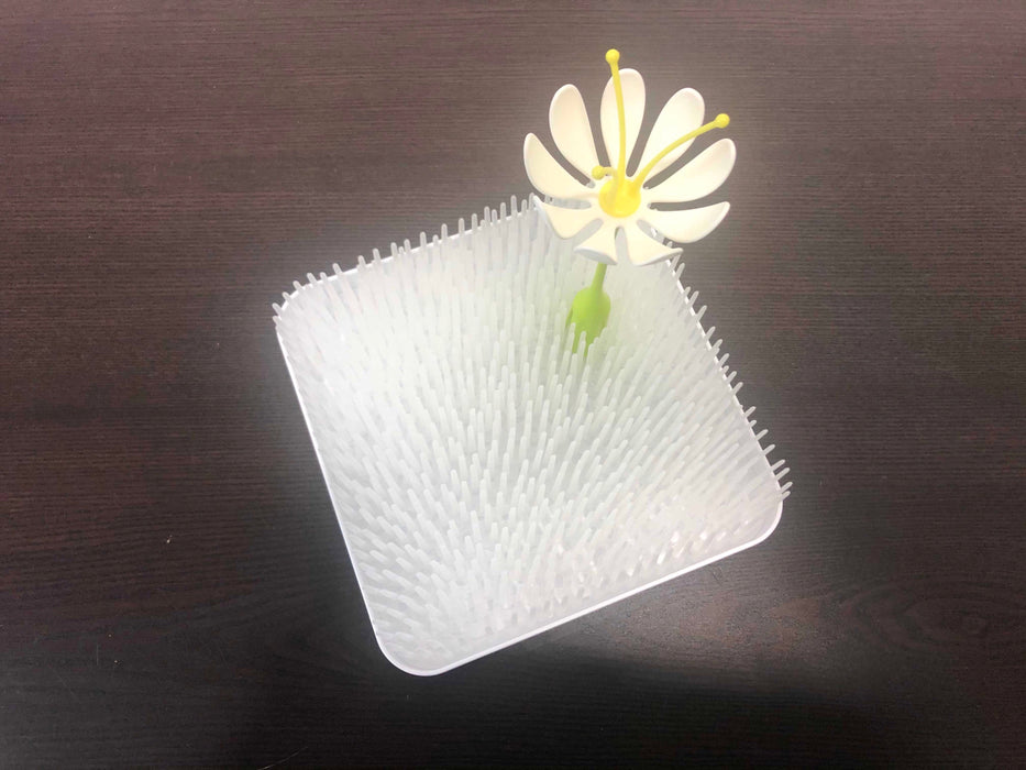 used Boon Grass Countertop Drying Rack with Accessory