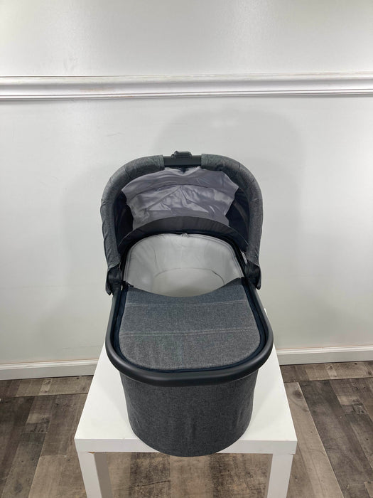 Shop UPPAbaby VISTA V2 Stroller, Greyson (Charcoal Melange) at Goodbuygears