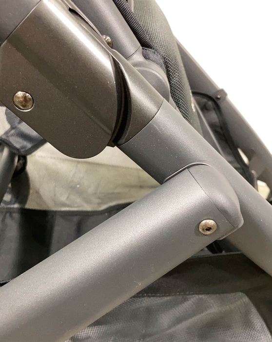 Shop UPPAbaby VISTA V2 Stroller, 2022, Greyson (Charcoal Melange) at Goodbuygears
