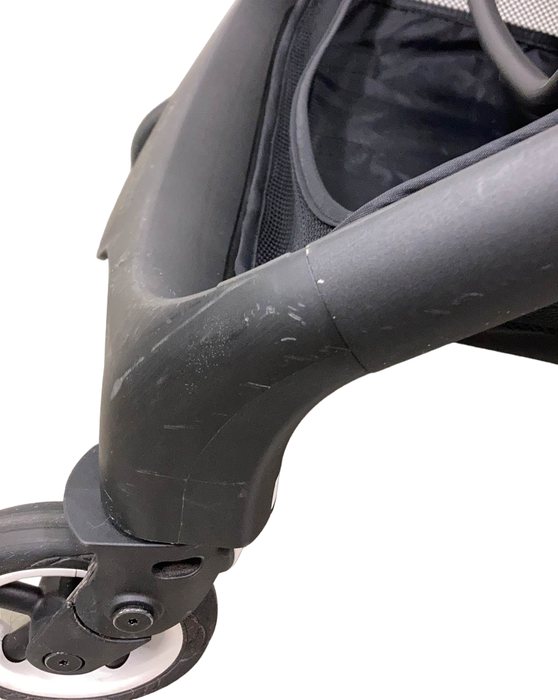 Shop Bugaboo Butterfly Stroller, 2023, Midnight Black at Goodbuygears