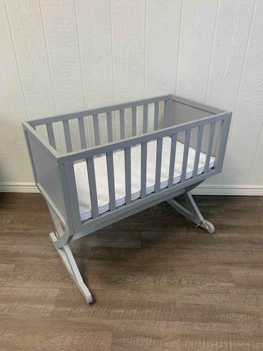 used Dream On Me Haven Cradle