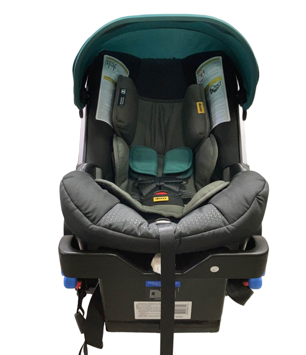 Shop Doona Infant Car Seat & Stroller Combo, 2022, Racing Green at Goodbuygears